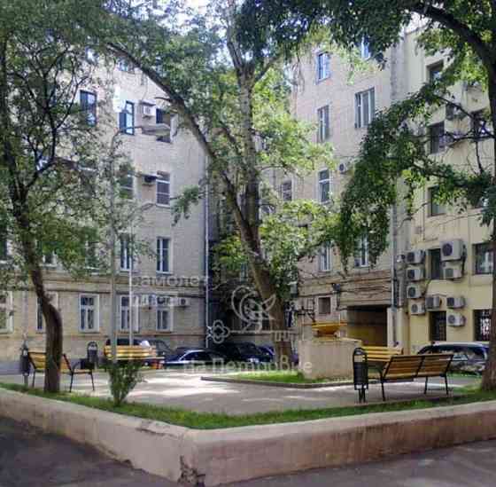 Комната, 20 м2, 5/5 эт. Москва