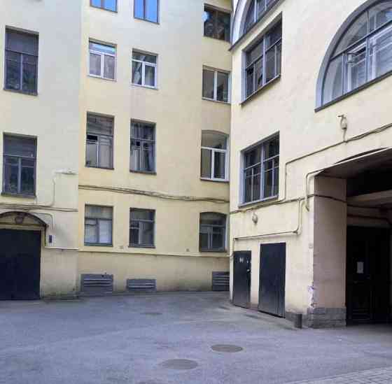 4-комн. квартира, 160.5 м2, 1/4 эт. Санкт-Петербург