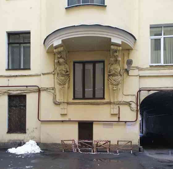 5-комн. квартира, 165.2 м2, 4/6 эт. Санкт-Петербург