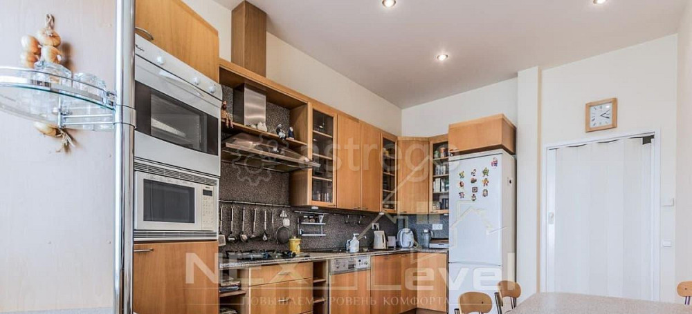 3-комн. квартира, 110 м2, 4/6 эт. Санкт-Петербург - изображение 6