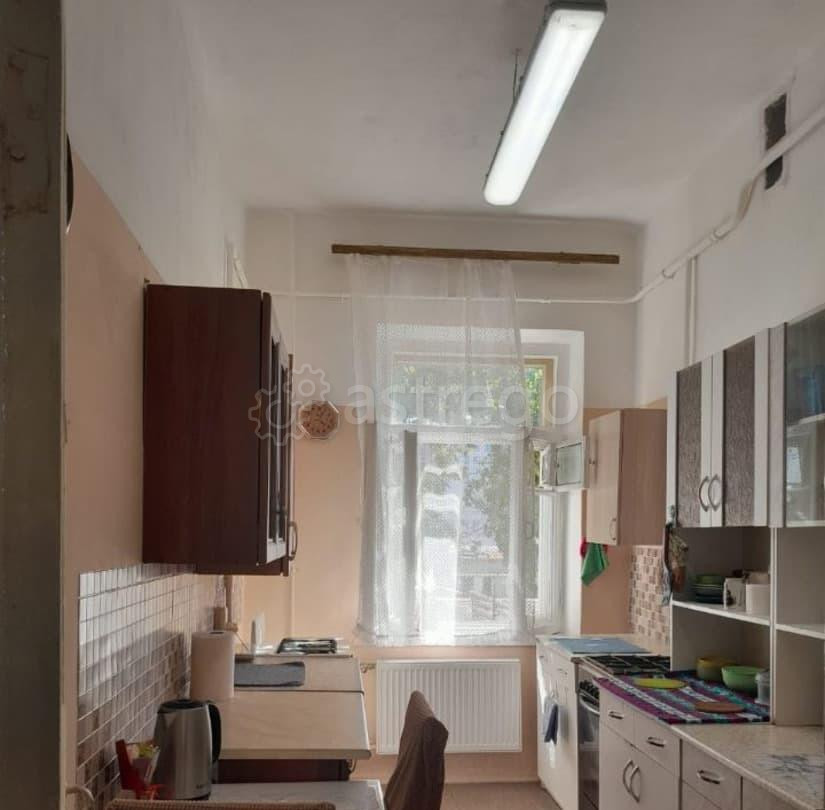 Комната, 100 м2, 3/4 эт. Санкт-Петербург - изображение 2