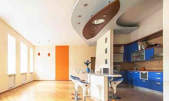 4-комн. квартира, 180 м2, 3/5 эт. Москва