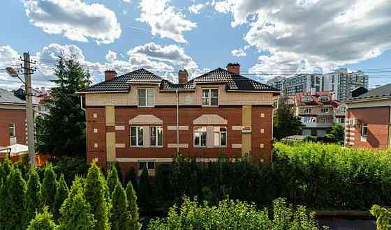 Таунхаус, 197 м2, 1.05 сотки, 3 эт. Санкт-Петербург