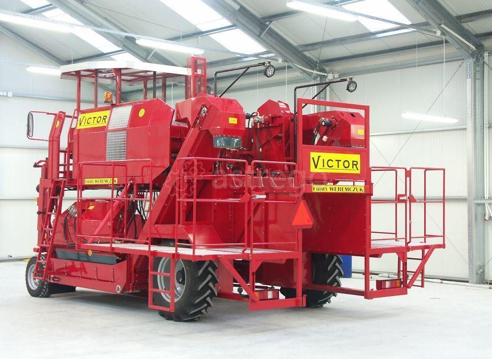 Комбайн самоходный Viktor Красногорск - изображение 1