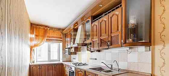 4-комн. квартира, 112 м2, 4/5 эт. Санкт-Петербург