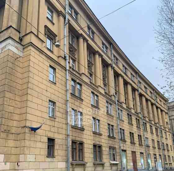 5-комн. квартира, 137 м2, 1/6 эт. Санкт-Петербург