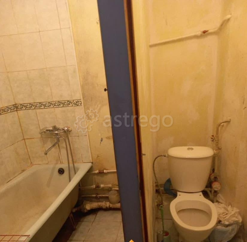 Комната, 10.5 м2, 3/10 эт. Барнаул - изображение 2