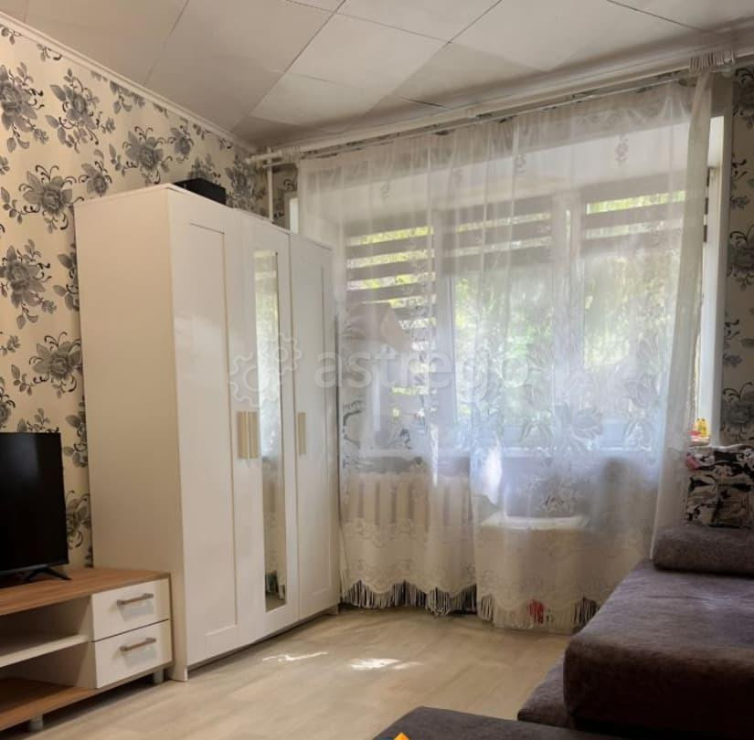 Комната, 15 м2, 1/5 эт. Уфа - изображение 1