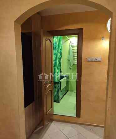 2-комн. квартира, 42 м2, 3/5 эт. Москва