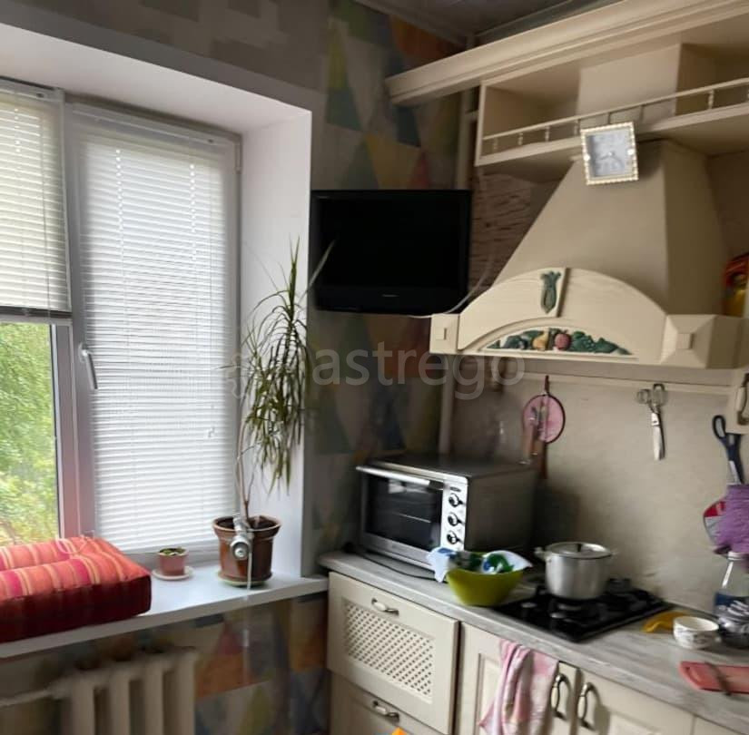 Комната, 19 м2, 4/5 эт. Москва - изображение 1
