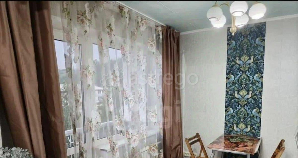 3-комн. квартира, 63 м2, 5/5 эт. Красноярск - изображение 1