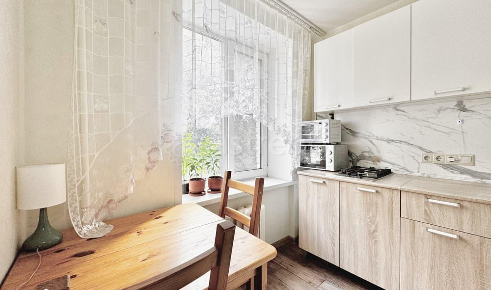 1-комн. квартира, 28.8 м2, 5/5 эт. Москва - изображение 1