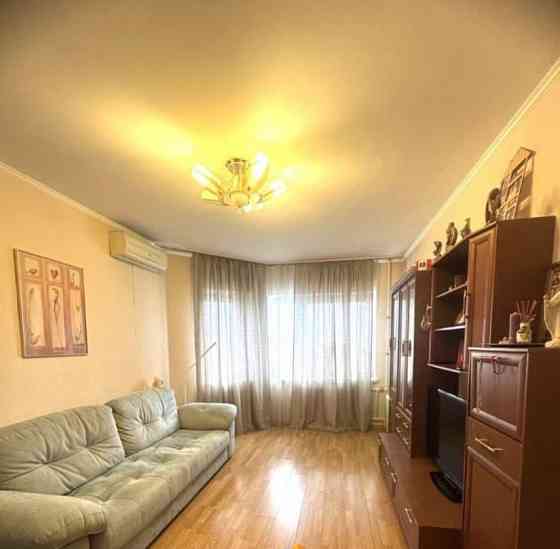 4-комн. квартира, 93.3 м2, 6/12 эт. Санкт-Петербург