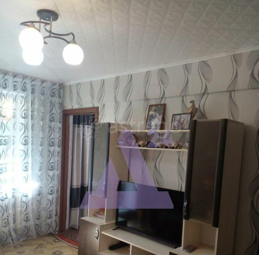 4-комн. квартира, 59 м2, 5/5 эт. Рубцовск - изображение 1