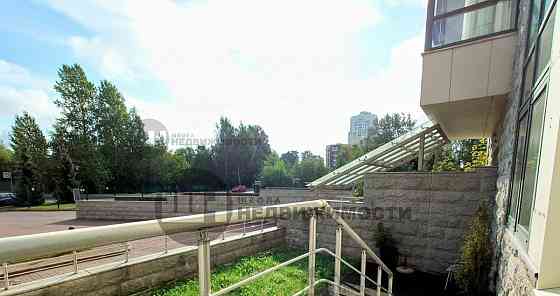 3-комн. квартира, 130 м2, 2/4 эт. Санкт-Петербург