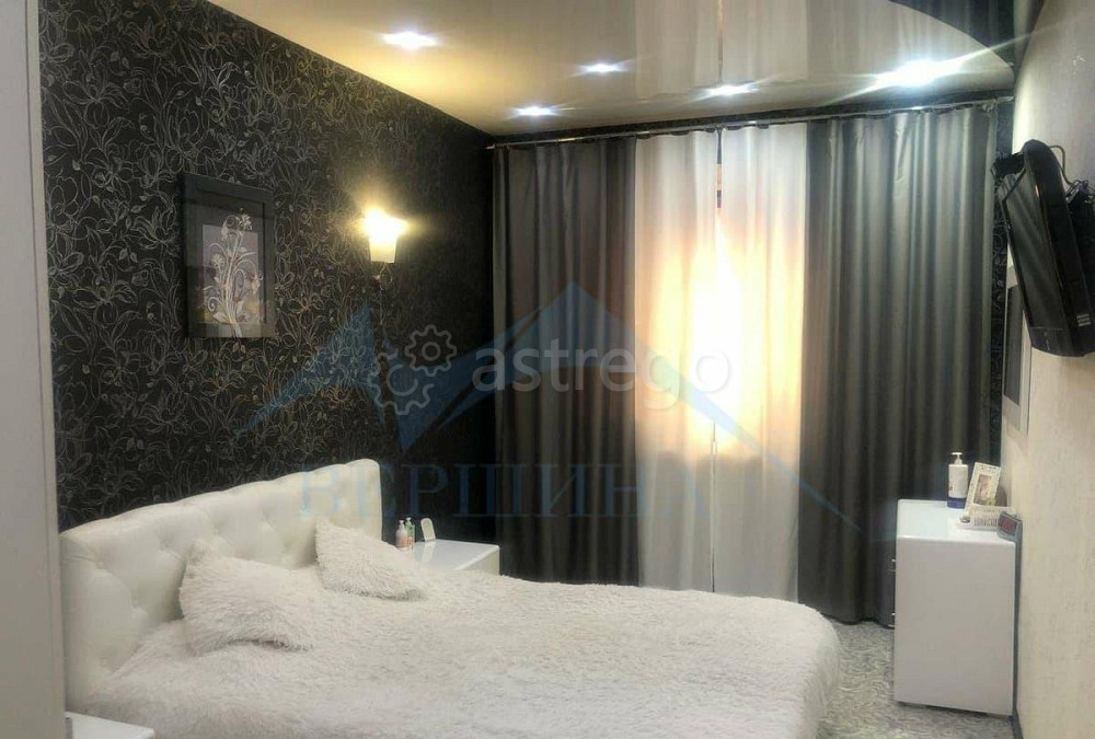 2-комн. квартира, 61.6 м2, 3/5 эт. Норильск - изображение 1