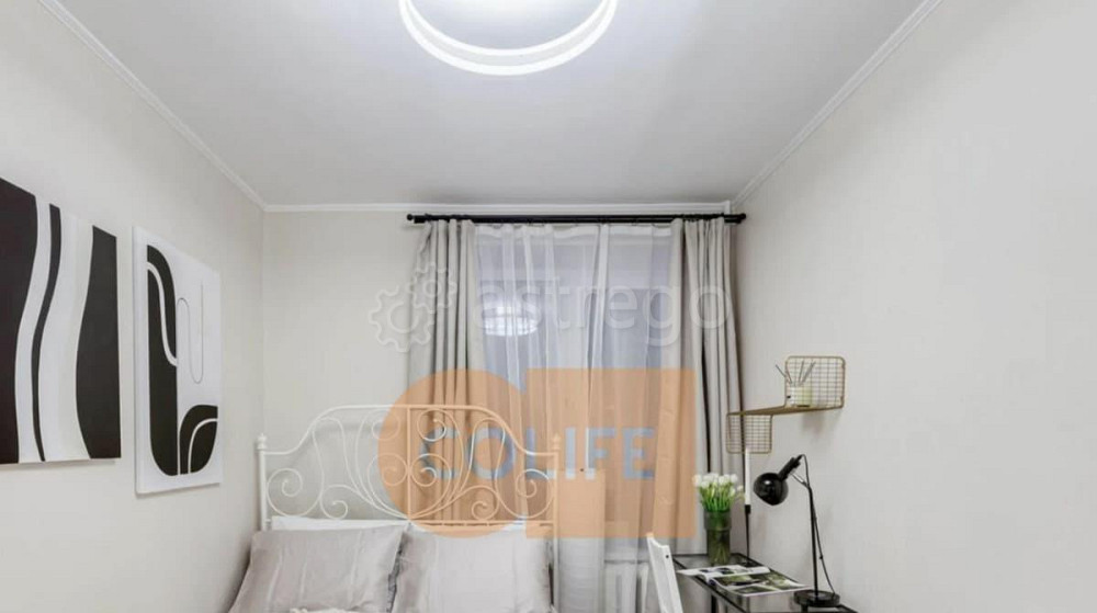 Комната, 9 м2, 7/9 эт. Москва - изображение 1