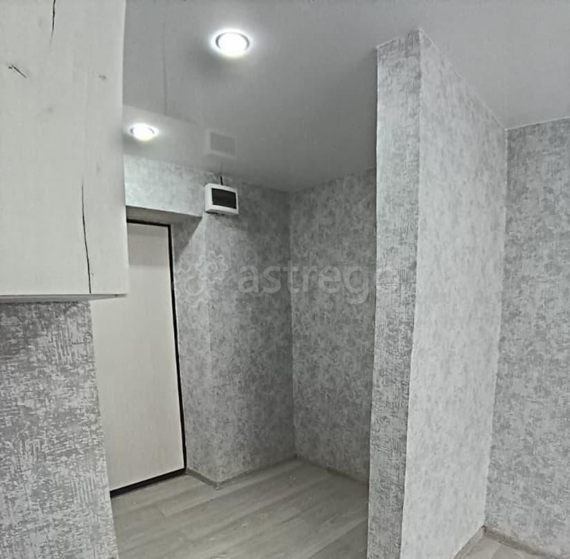 Комната, 18 м2, 1/5 эт. Красноярск - изображение 2