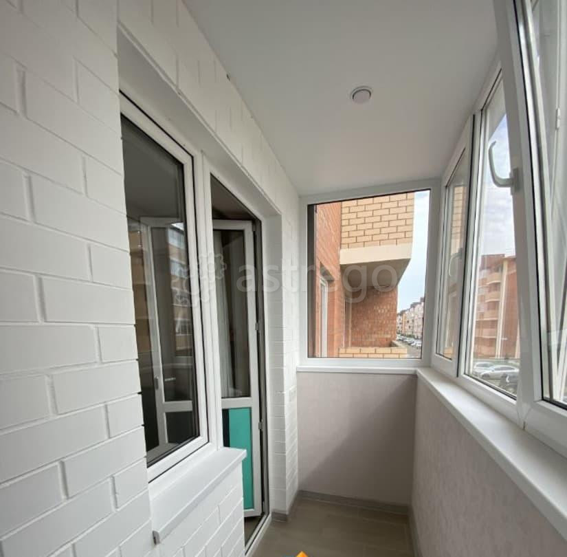 1-комн. квартира, 36 м2, 2/5 эт. Яблоновский - изображение 2