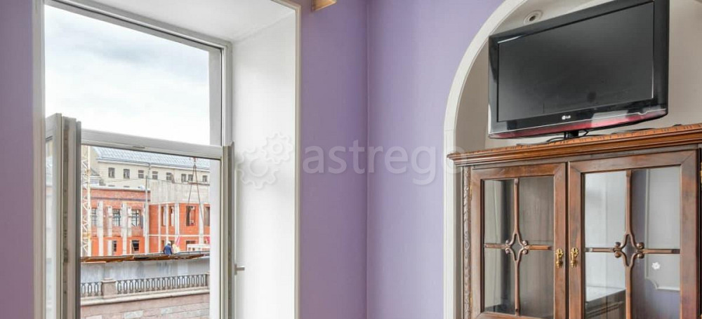 4-комн. квартира, 111 м2, 2/4 эт. Санкт-Петербург - изображение 7