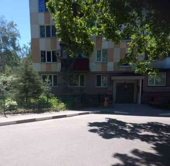3-комн. квартира, 50 м2, 1/6 эт. Белгород