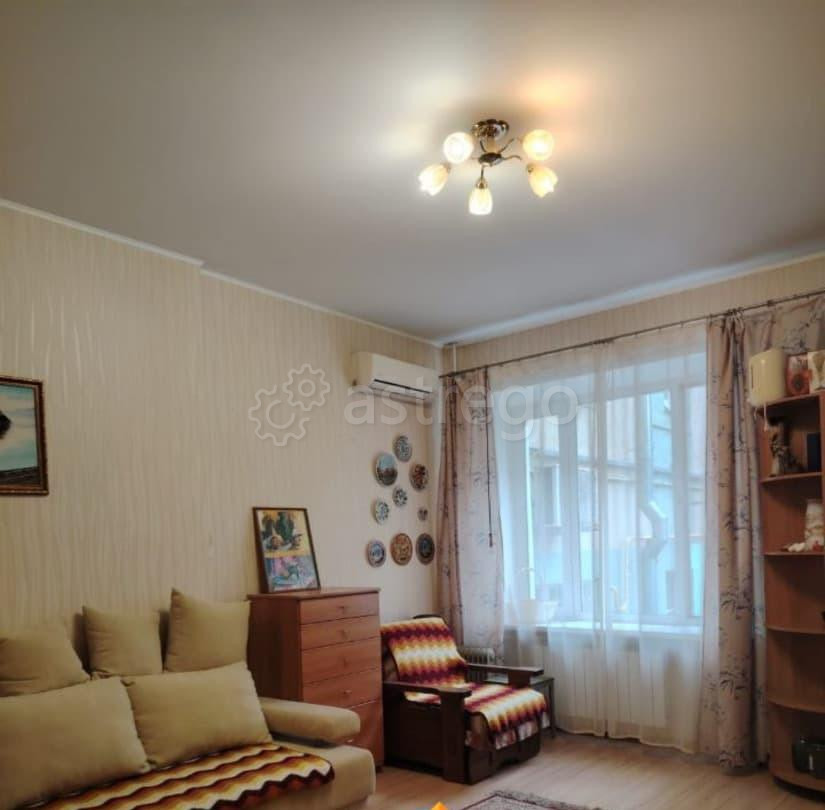 Комната, 25 м2, 1/5 эт. Москва - изображение 1