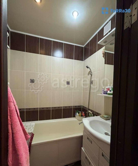 2-комн. квартира, 64 м2, 9/9 эт. Астрахань - изображение 3
