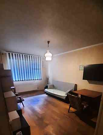 Комната, 20 м2, 1/17 эт. Москва