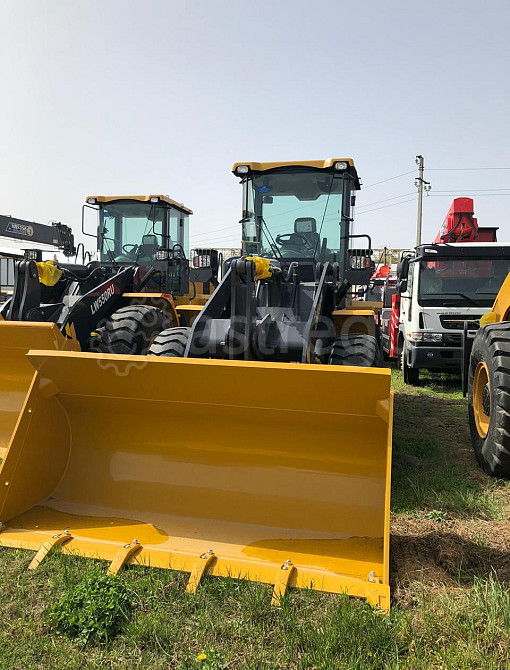 Фронтальный погрузчик XCMG LW330RU Москва - изображение 1