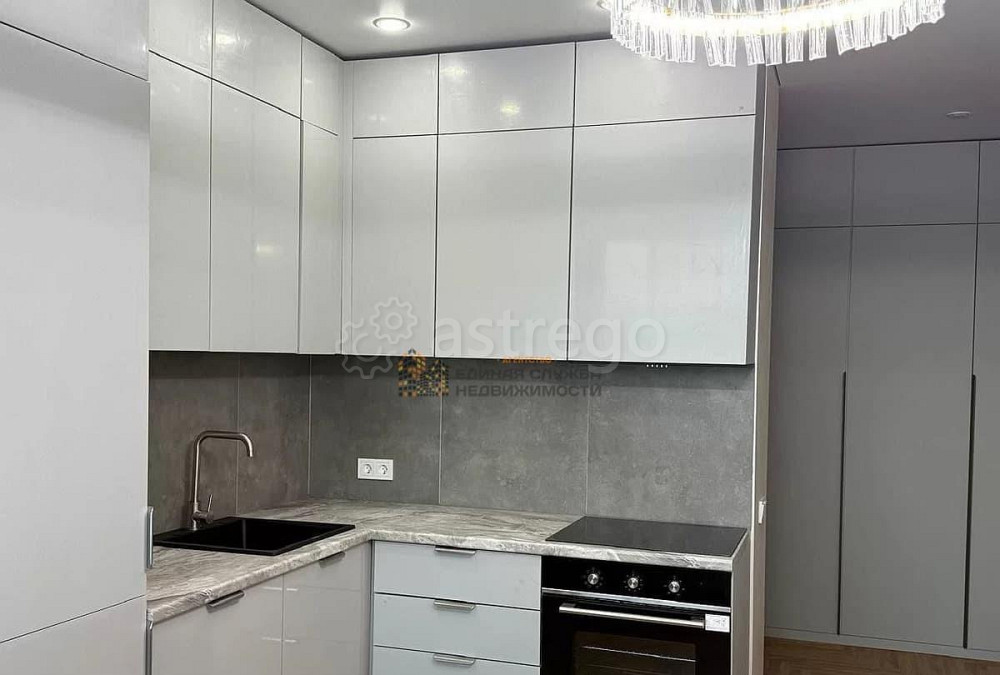 1-комн. квартира, 37 м2, 4/25 эт. Уфа - изображение 1