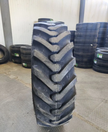 Шины на экскаватор-погрузчик 16.9-28 14PR Ozka Pulmox BL70 Челябинск