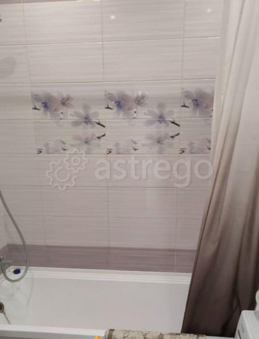 3-комн. квартира, 55 м2, 3/3 эт. Дзержинский - изображение 2