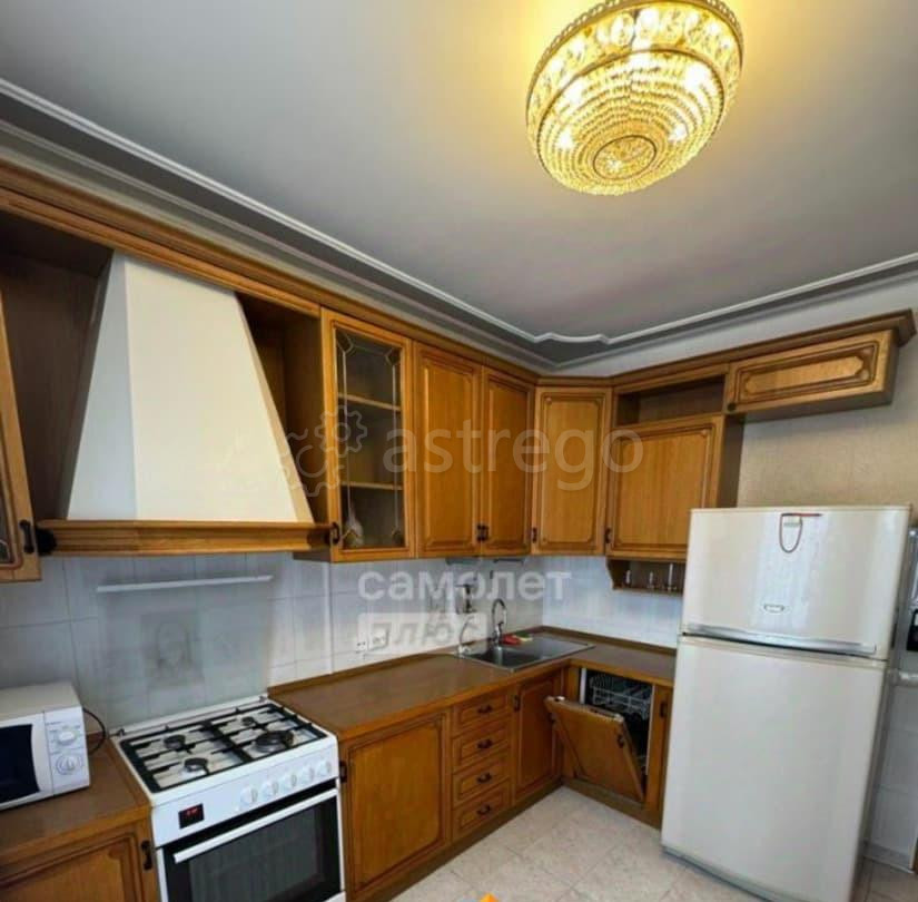 3-комн. квартира, 83 м2, 6/6 эт. Москва - изображение 1