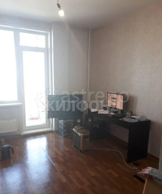 Комната, 14 м2, 15/17 эт. Красноярск - изображение 1