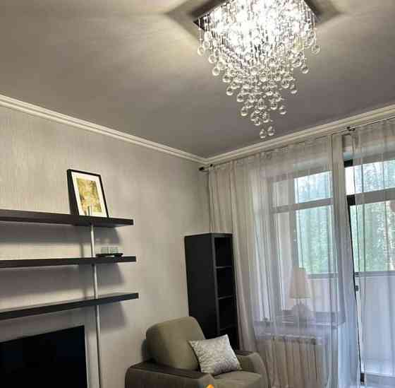 2-комн. квартира, 60 м2, 2/24 эт. Москва
