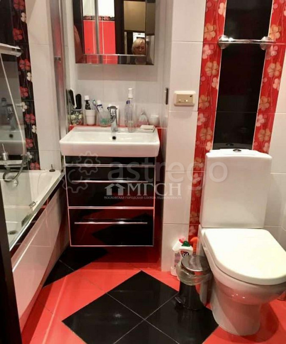 3-комн. квартира, 56 м2, 3/9 эт. Москва - изображение 1