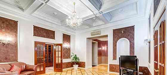 3-комн. квартира, 104 м2, 2/5 эт. Санкт-Петербург