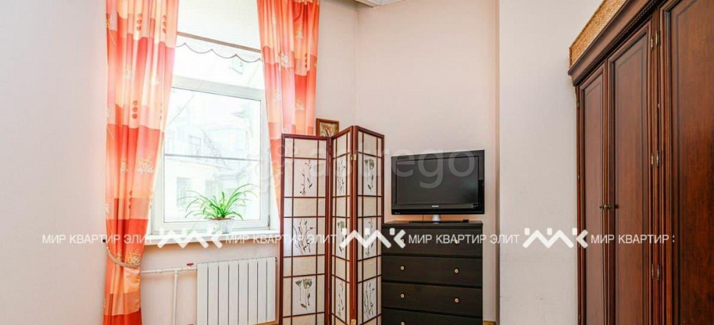 3-комн. квартира, 129.3 м2, 6/6 эт. Санкт-Петербург - изображение 3