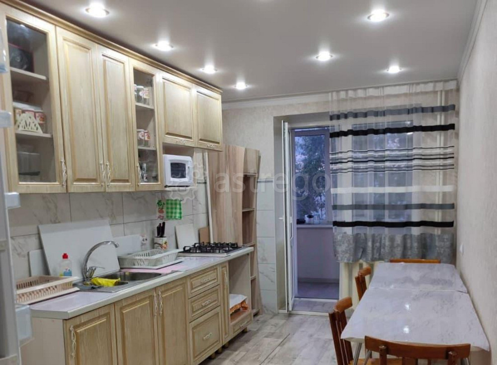 2-комн. квартира, 55 м2, 3/9 эт. Туймазы - изображение 1