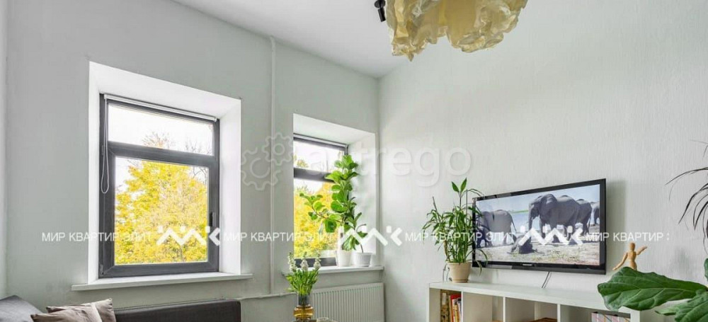 4-комн. квартира, 102 м2, 3/3 эт. Санкт-Петербург - изображение 2