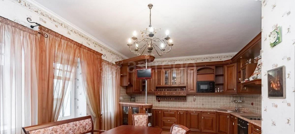 5-комн. квартира, 170.7 м2, 2/4 эт. Санкт-Петербург - изображение 2
