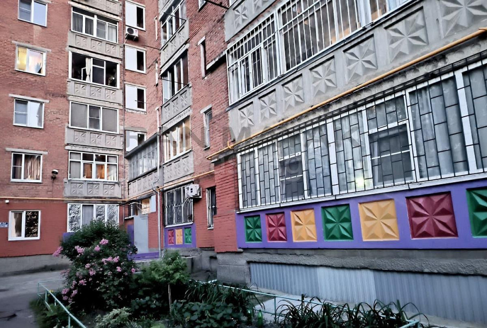 4-комн. квартира, 72.6 м, 3/9 эт. Майкоп - изображение 2