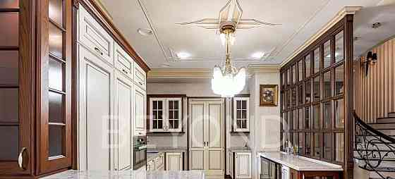 6-комн. квартира, 1256.7 м2, 4/4 эт. Санкт-Петербург