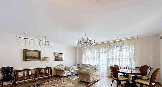 3-комн. квартира, 125 м2, 8/10 эт. Москва