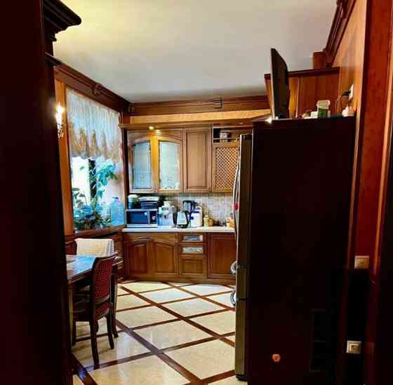 Коттедж, 1200 м2, 38 соток, 3 эт. Красноярск