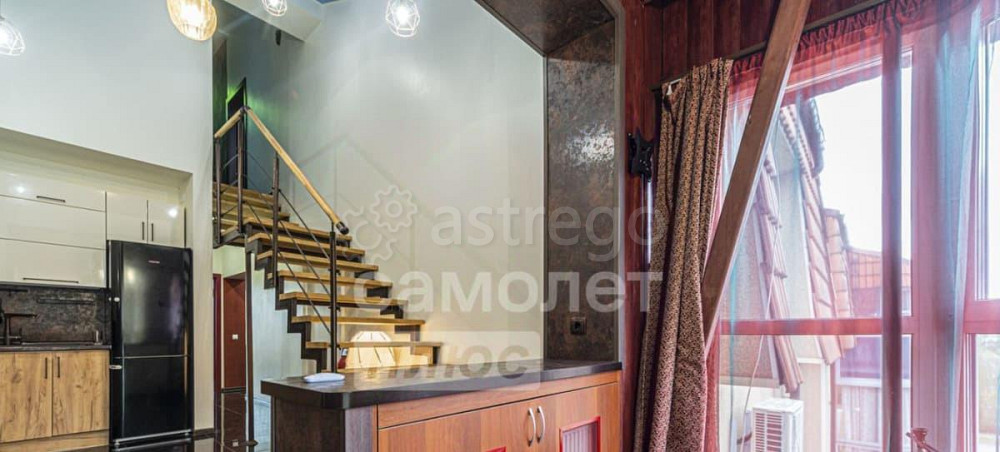 4-комн. квартира, 140 м2, 4/4 эт. Санкт-Петербург - изображение 7