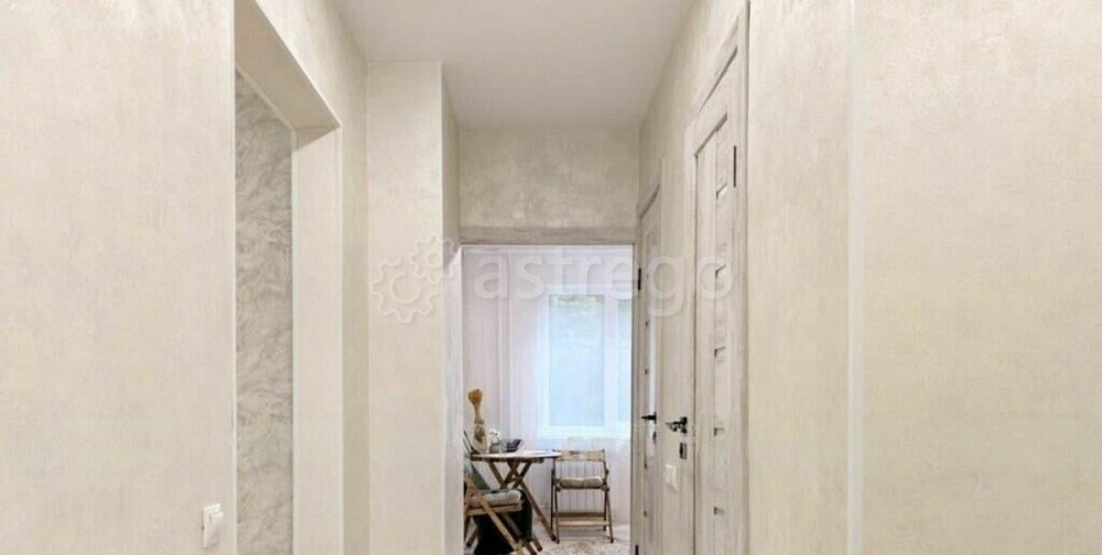 4-комн. квартира, 77 м2, 2/9 эт. Красноярск - изображение 2