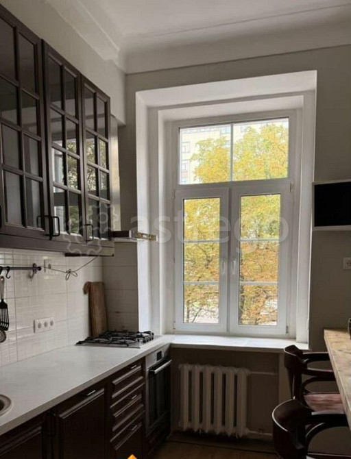3-комн. квартира, 85 м2, 2/5 эт. Москва - изображение 2