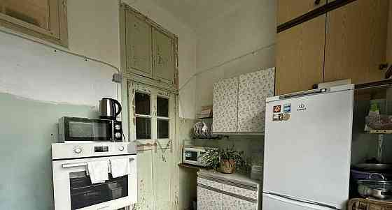 Комната, 77 м2, 3/5 эт. Москва