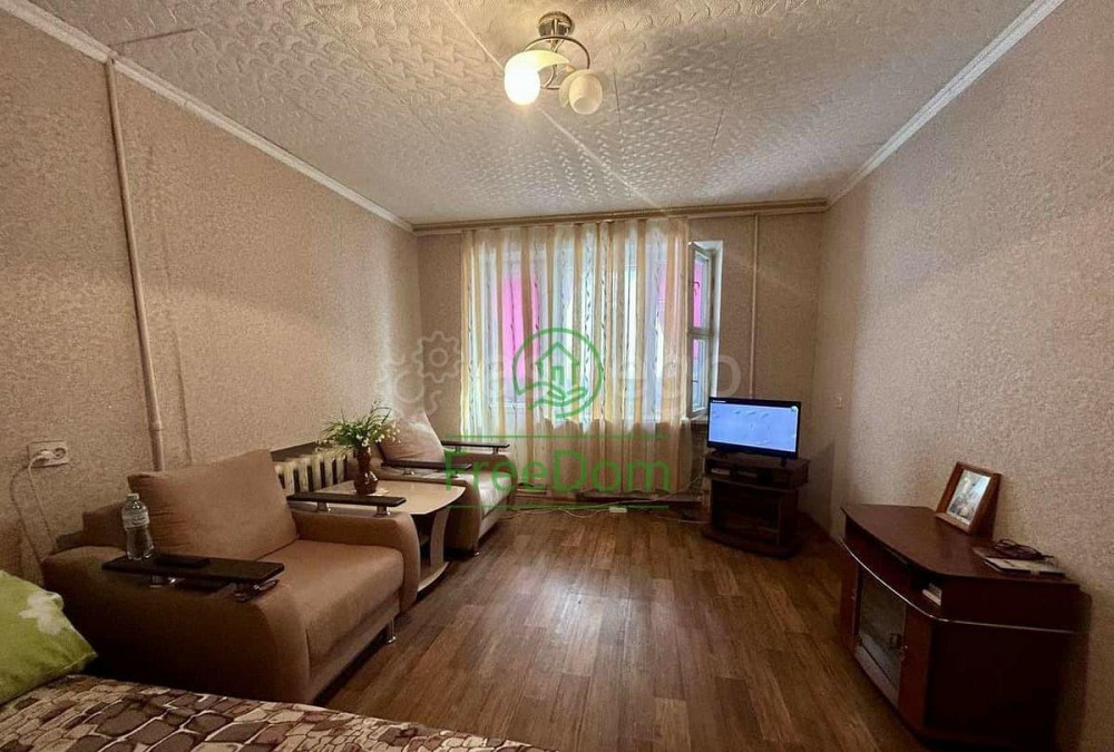 1-комн. квартира, 30.8 м2, 1/4 эт. Строитель - изображение 1